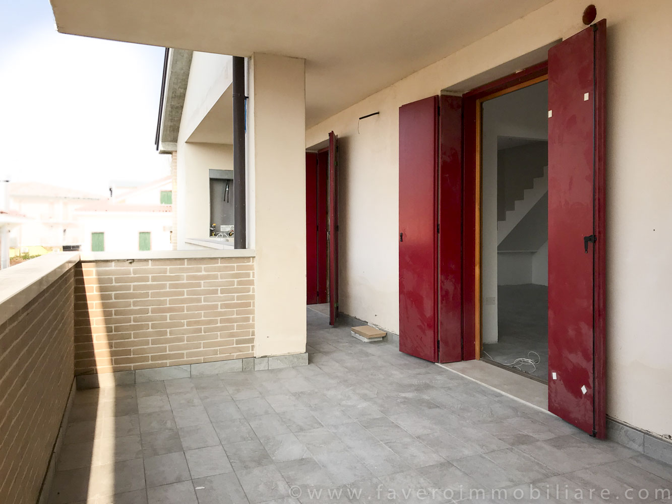 STRA Appartamento Duplex con terrazza abitabile e ingresso indipendente.